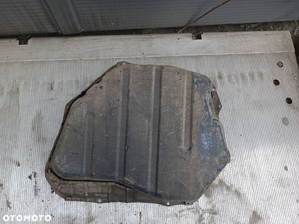 BAK ZBIORNIK PALIWA + POMPKA METALOWY MITSUBISHI GALANT VIII 2.0 16V - 2
