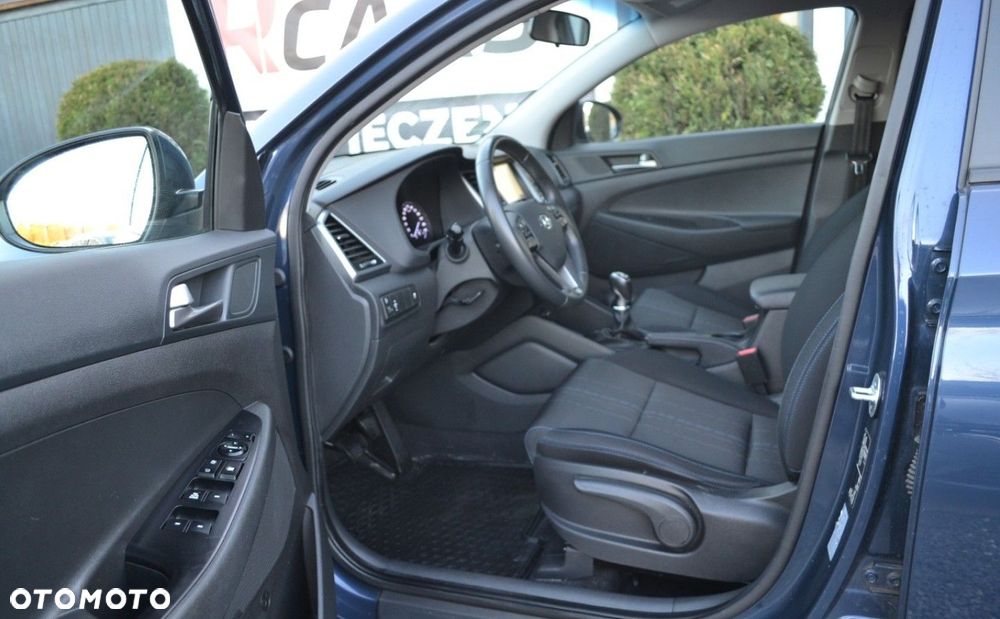 Hyundai Tucson blue 1.6 GDi 2WD Navi - 6