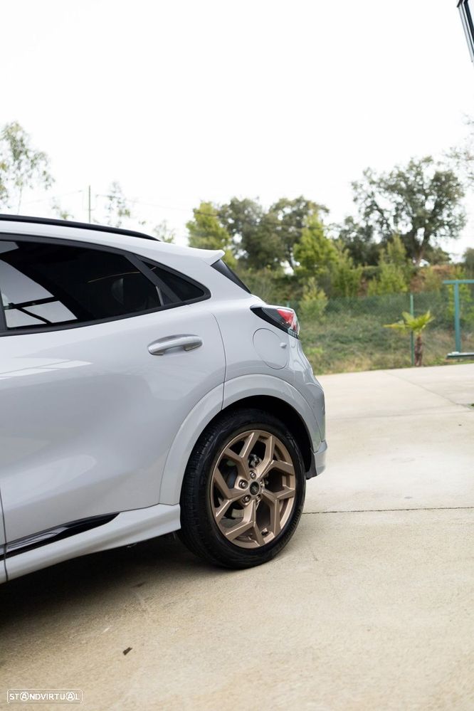 Ford Puma 1.0 EcoBoost MHEV ST-Line X Gold SIP - 13