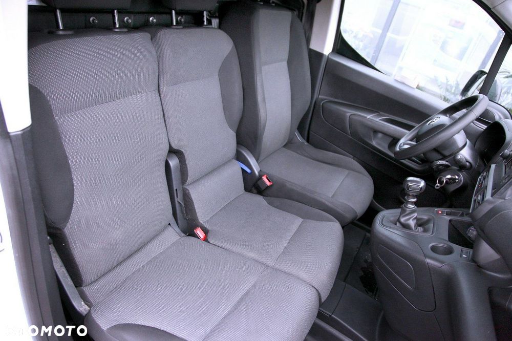 Toyota Proace City - 14