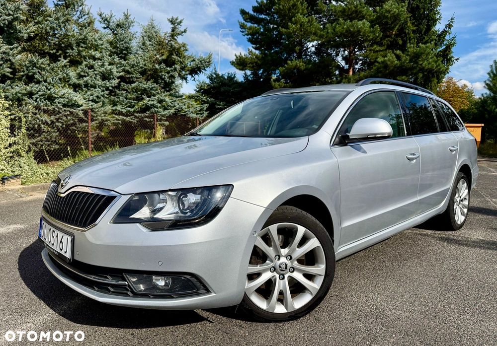 Skoda Superb 2.0 TDI 4x4 Business DSG - 2