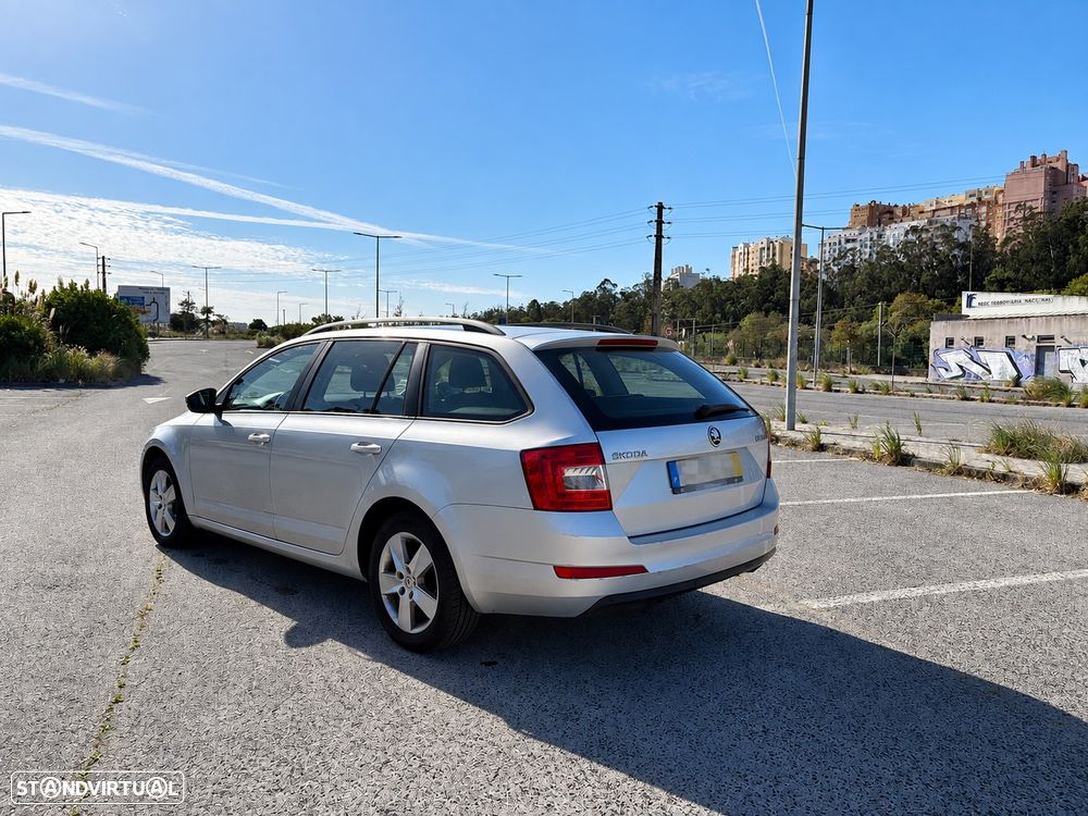 Skoda Octavia Break 1.6 TDi Ambition - 8