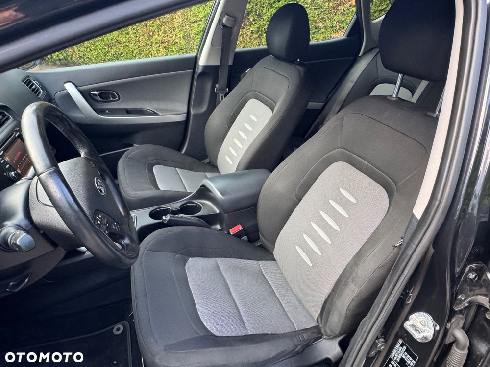 Kia Ceed 1.4 CRDi 90 ISG Spirit - 19