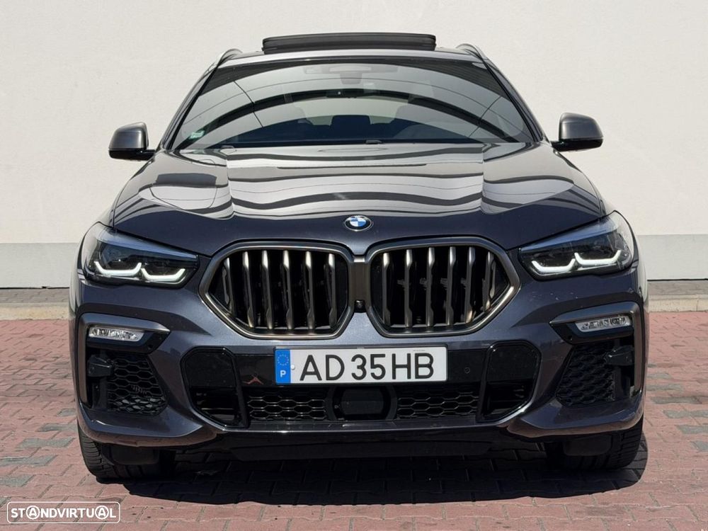 BMW X6 M50i - 42