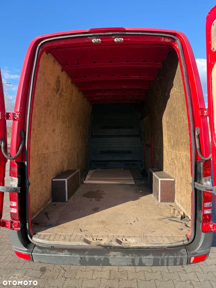 Mercedes-Benz Sprinter - 5
