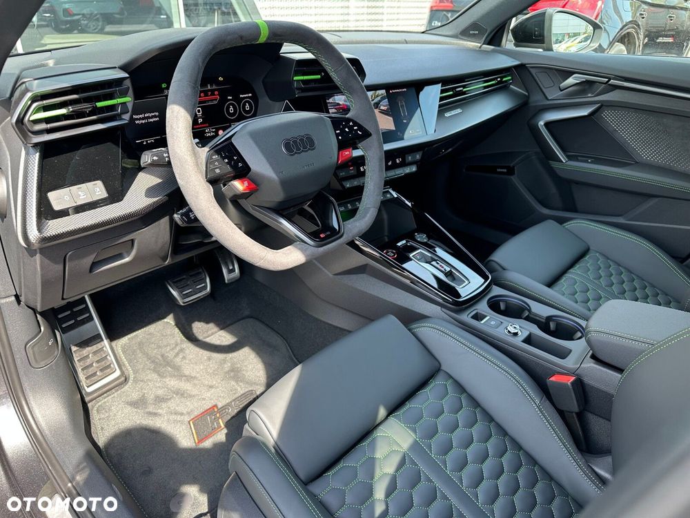 Audi RS3 Sportback - 12