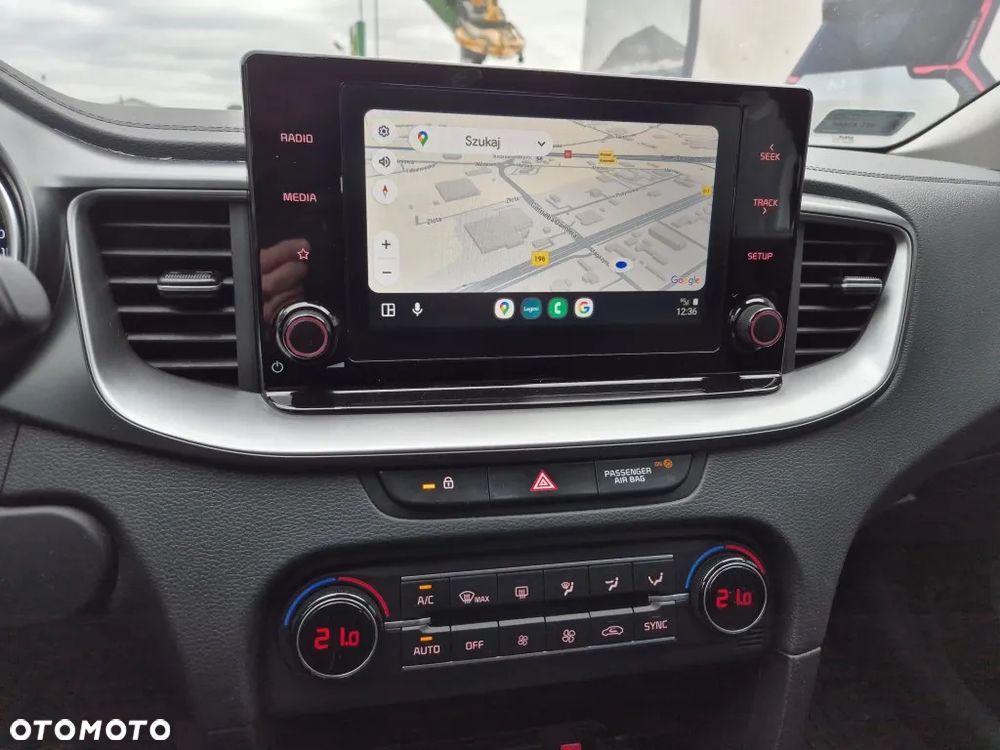 Kia Ceed 1.5 T-GDI M - 10