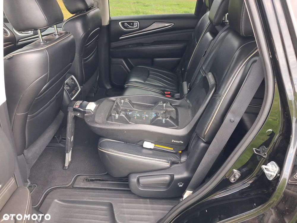 Infiniti QX60 - 24