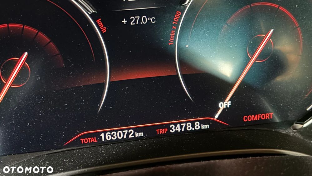 BMW Seria 5 520d Sport Line - 22