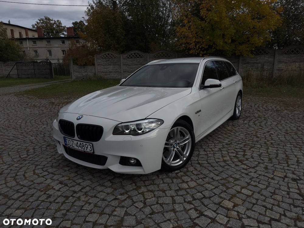 BMW Seria 5 528i Touring Sport-Aut Luxury Line - 1