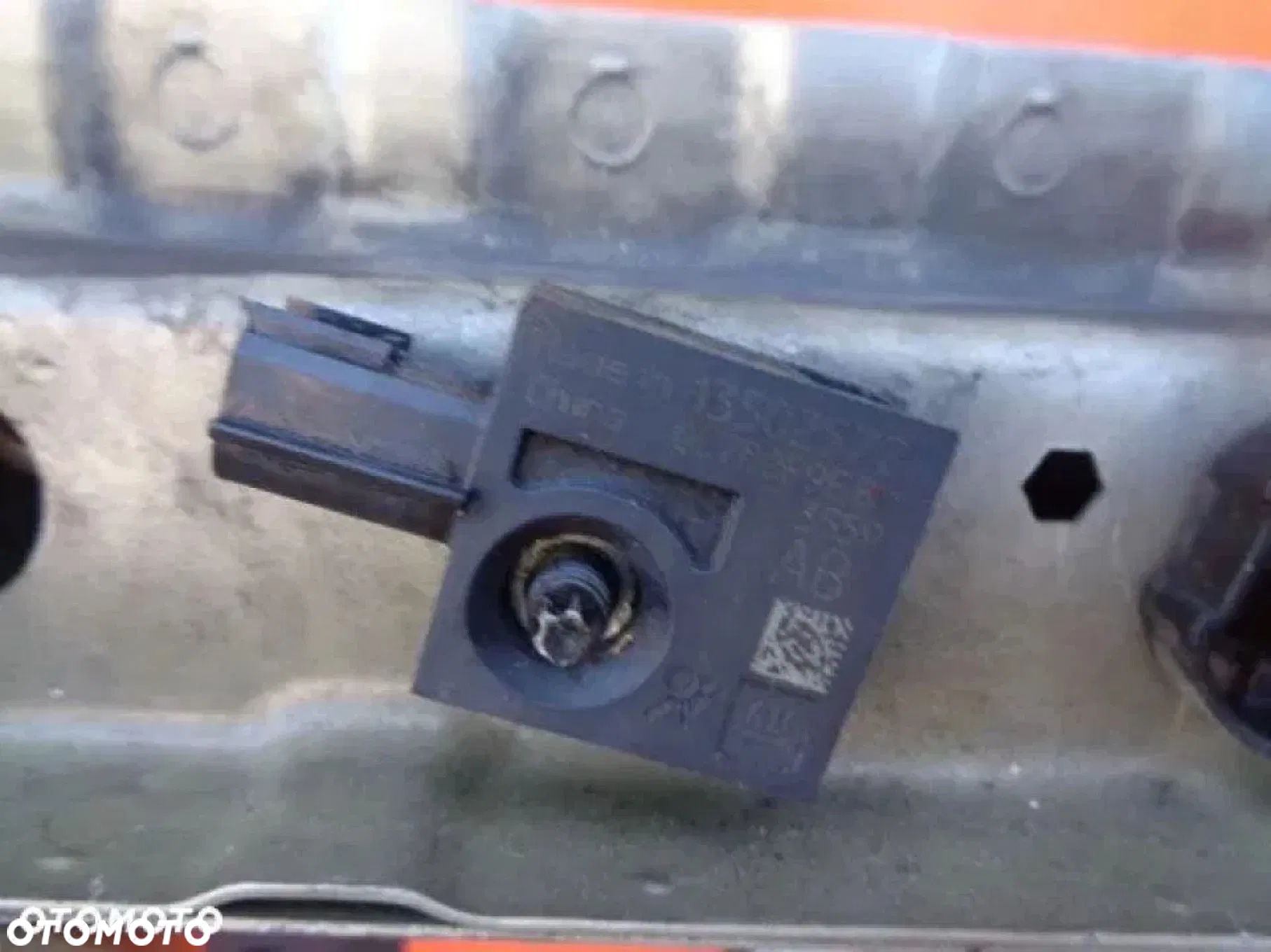 Opel Astra J IV Pas Przedni Górny Wzmocnienie Osłona 13302703 - 8