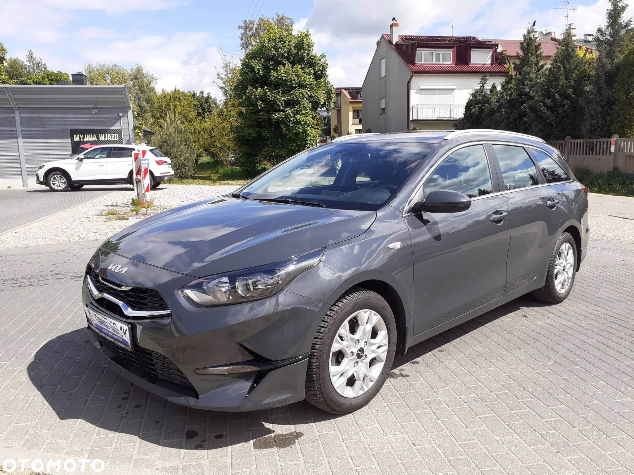 Kia Ceed - 1