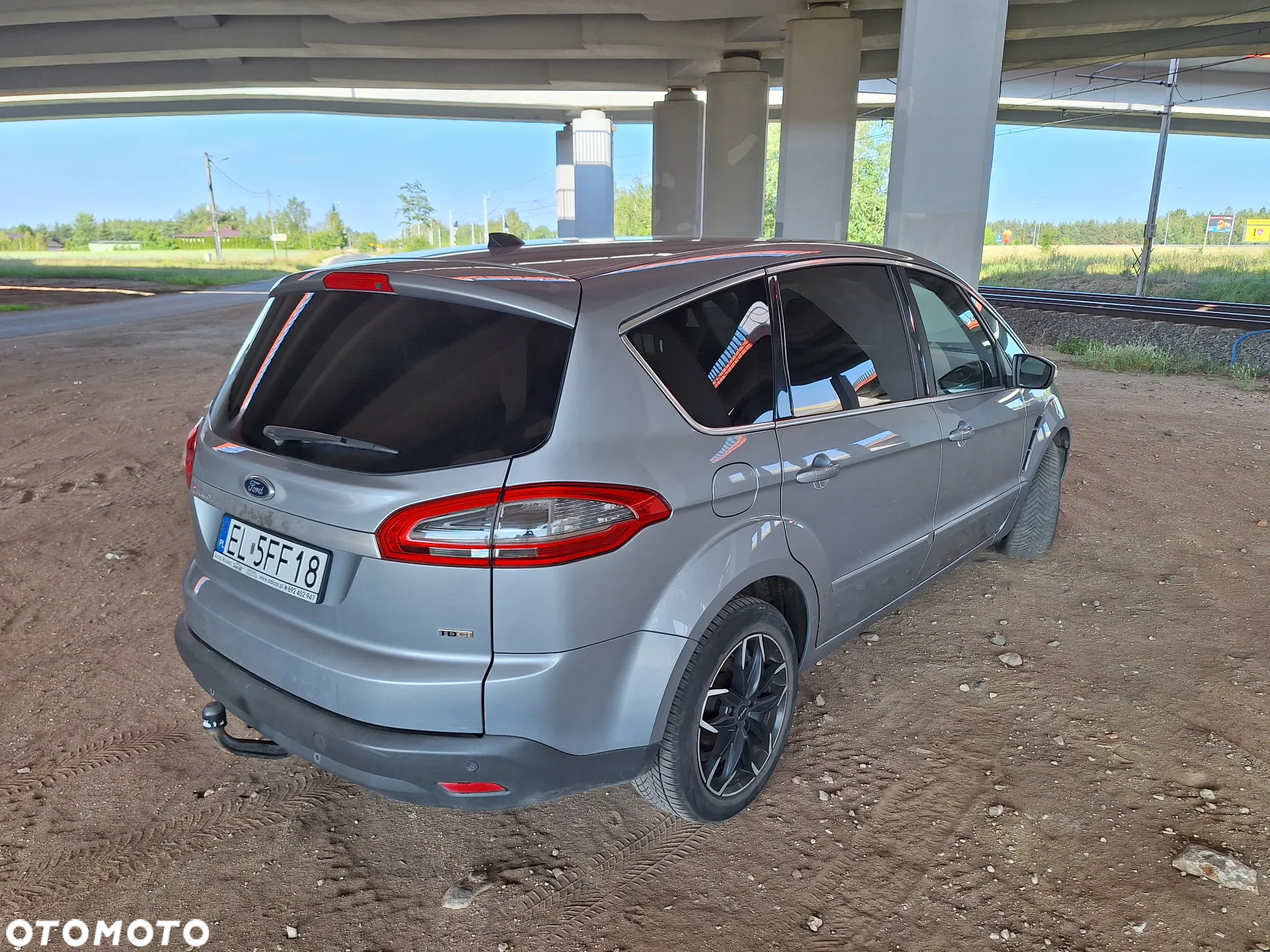 Ford S-Max - 8