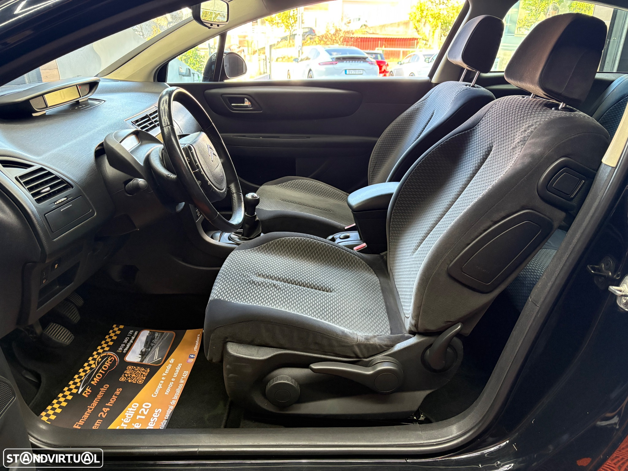 Citroën C4 Coupé 1.6 HDi VTR Pack Airdream - 27