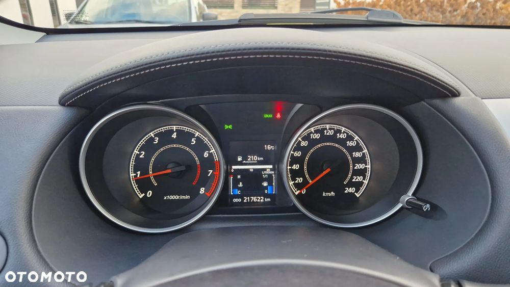 Mitsubishi Outlander 2.0 Intense 2WD - 24