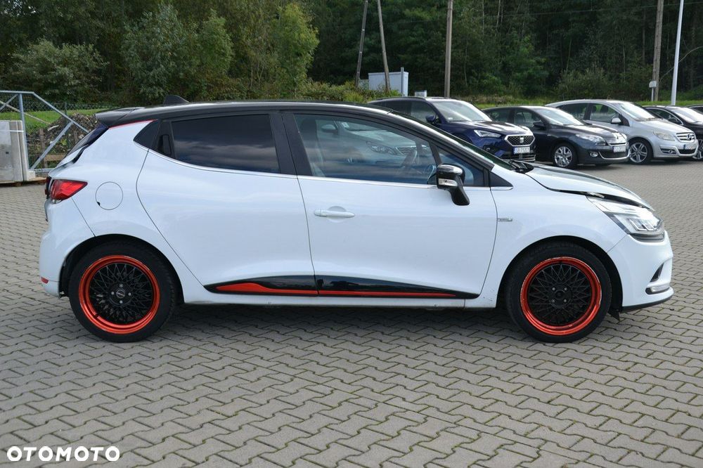 Renault Clio - 8