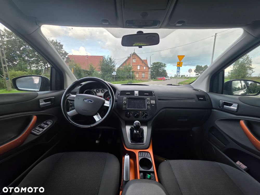 Ford Kuga 2.5 Titanium - 7