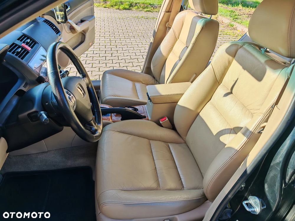 Honda Accord 2.4 Executive - 14