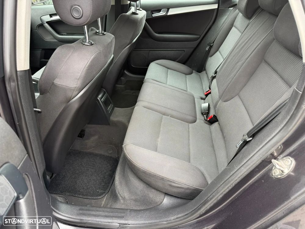 Audi A3 Sportback 2.0 TDi Ambiente - 14