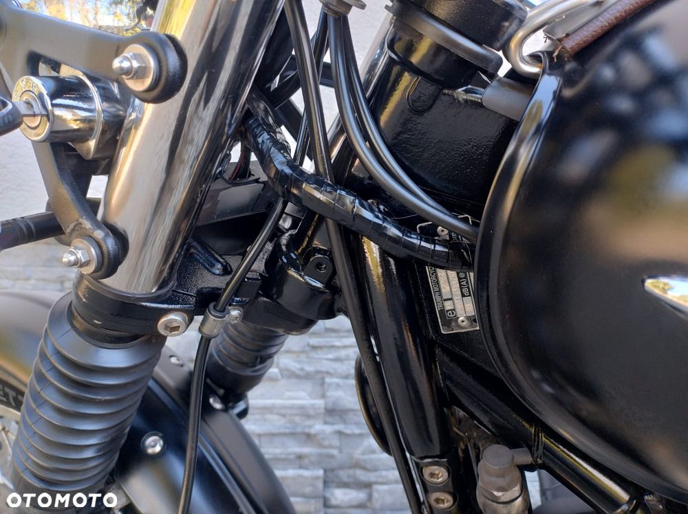 Triumph Thruxton - 20