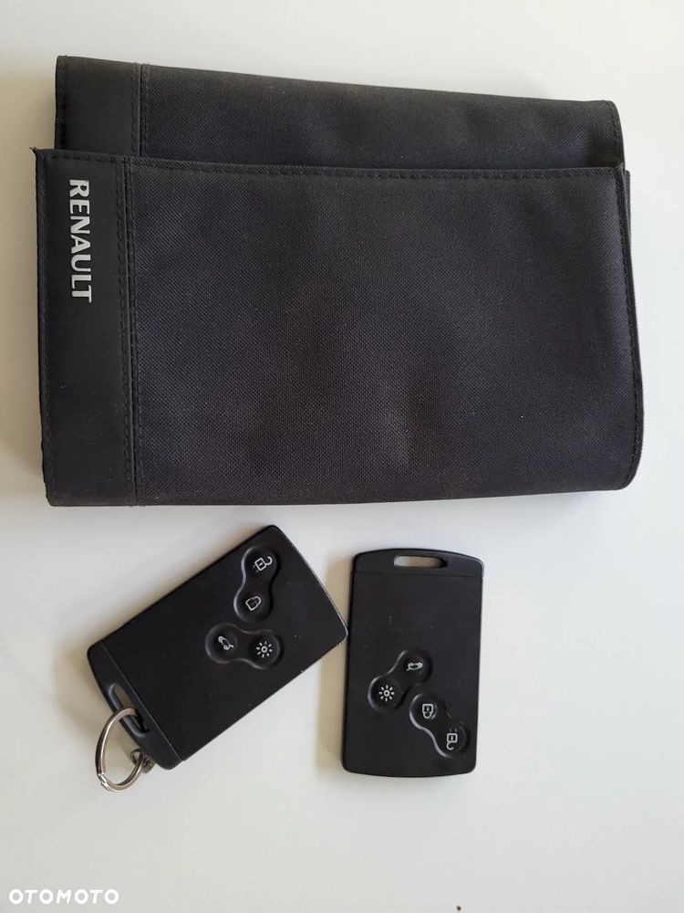 Renault Clio 1.2 16V 75 LIMITED - 34