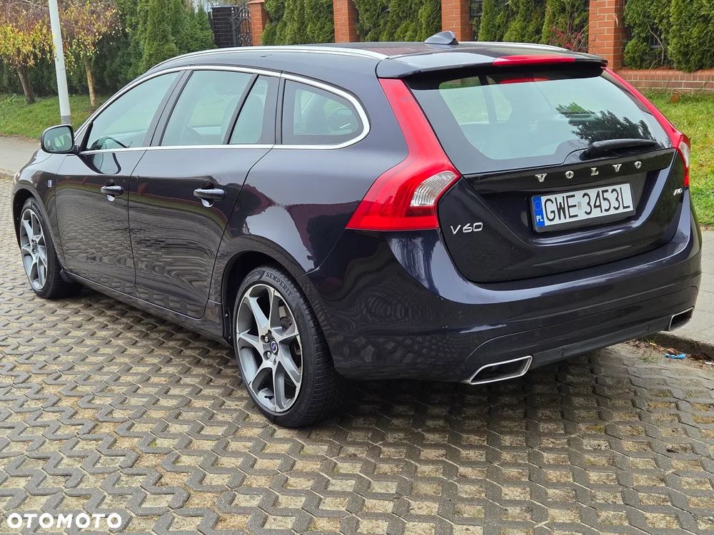 Volvo V60 D4 AWD Drive-E Ocean Race - 4