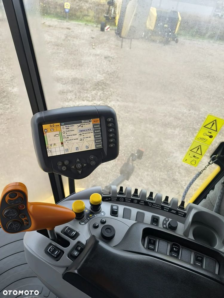 New Holland 8060 - 8