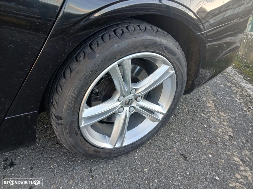 Volvo V90 2.0 D4 Momentum Plus Geartronic - 17
