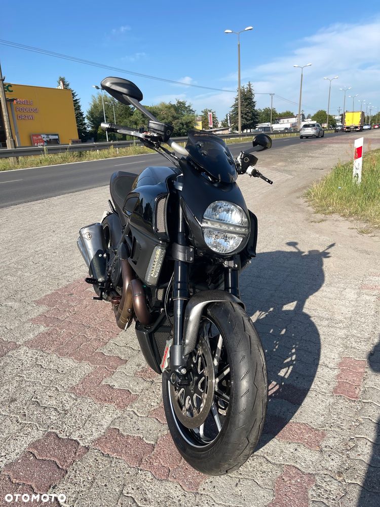 Ducati Diavel - 14