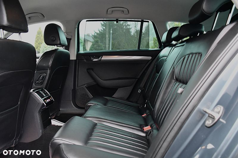 Skoda Superb 1.6 TDI Style Greenline - 22