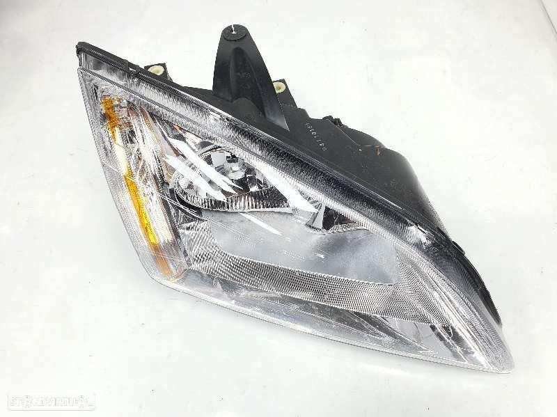 FAROL DIREITO FORD FOCUS BERLINA CAP - 1