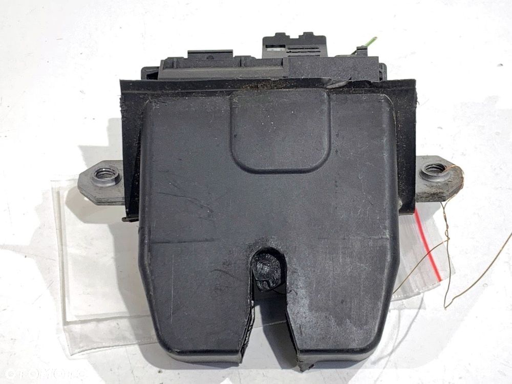 ZAMEK KLAPY TYŁ  FORD FOCUS II Turnier (DA_, FFS, DS) 2004 - 2012 1.6 Ti 85 kW [115 KM] benzyna - 1
