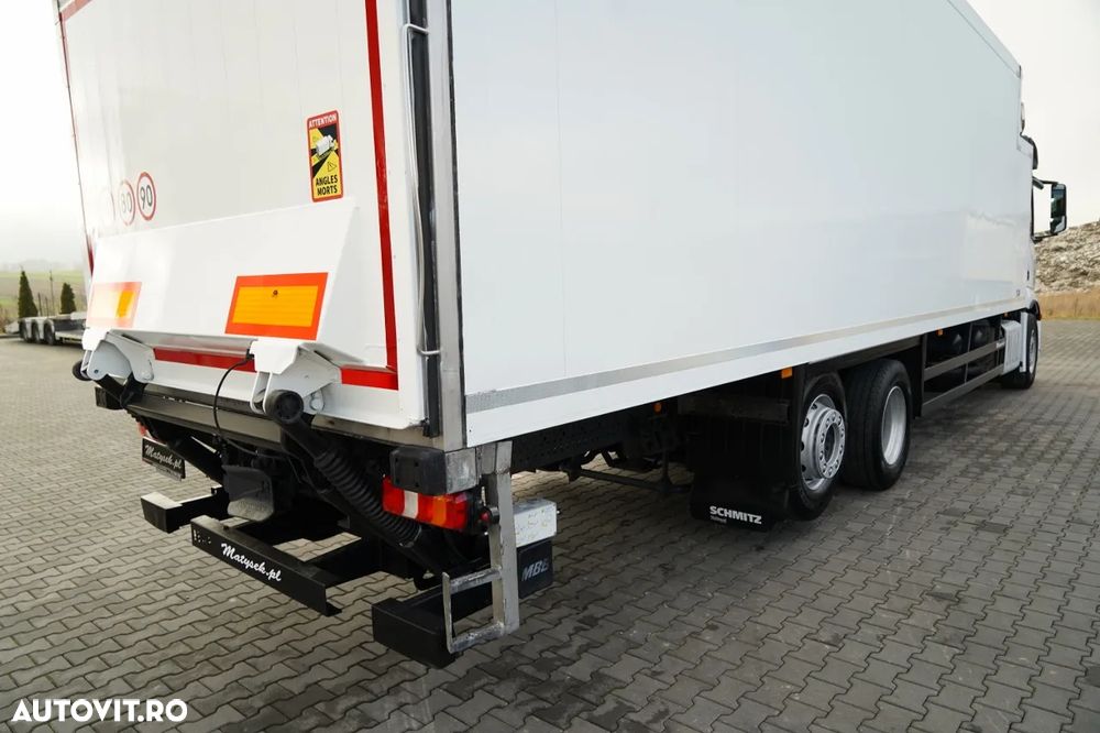 Mercedes-Benz ACTROS 2542 / 6X2 / FRIGIDER / SOLO / UNITATE THERMO KING T-1000R / RIDICARE / DIRECȚIE CU AX RIDICATIV / EURO 5 - 10