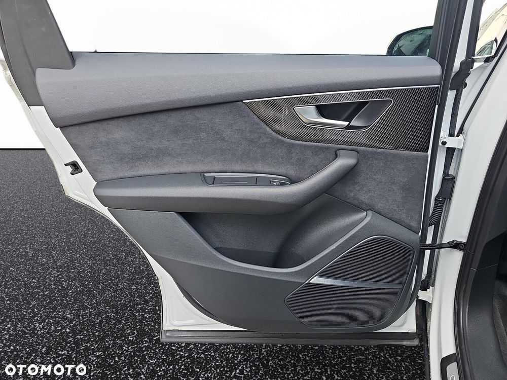Audi SQ7 TFSI Quattro Tiptronic - 32
