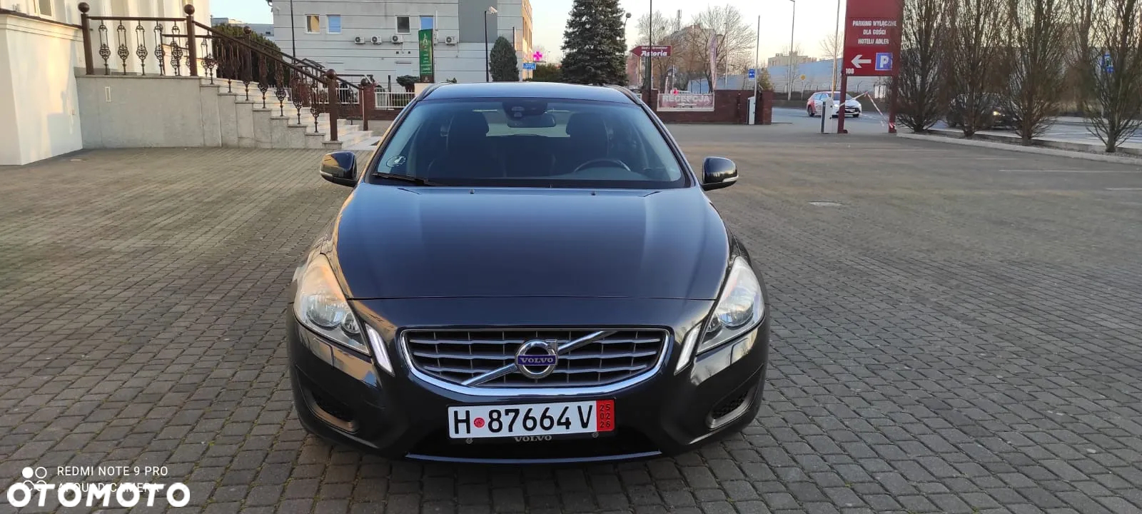 Volvo V60 2.0T Geartronic Powershift Kinetic - 27