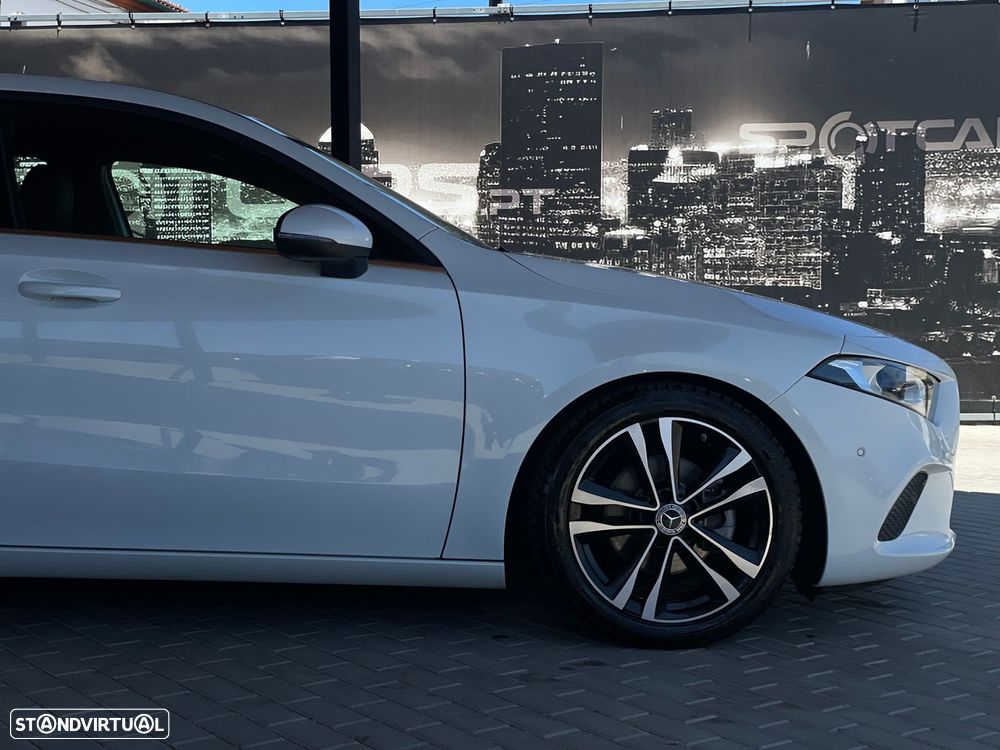 Mercedes-Benz A 160 d Style Plus - 8