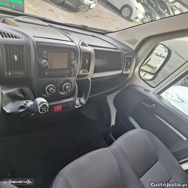 Peugeot BOXER 2.2Hdi l2h2 3LUGARES - 6