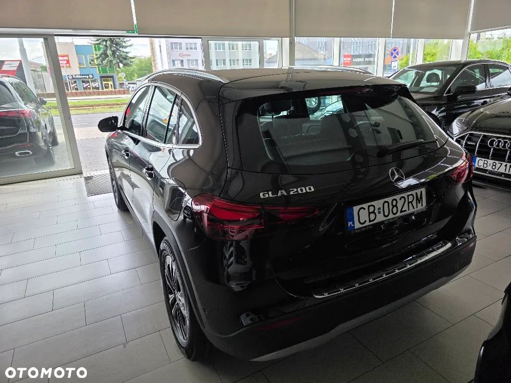 Mercedes-Benz GLA 200 Style - 2