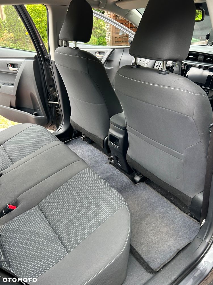 Toyota Corolla 1.6 Comfort - 14