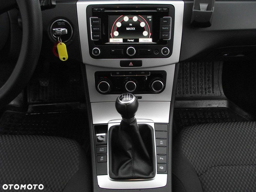 Volkswagen Passat Variant - 11