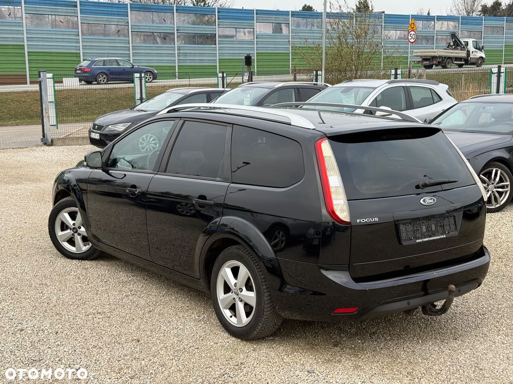 Ford Focus - 12