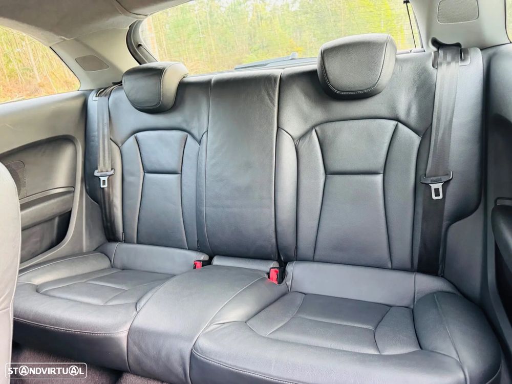 Audi A1 1.6 TDI S-line - 41