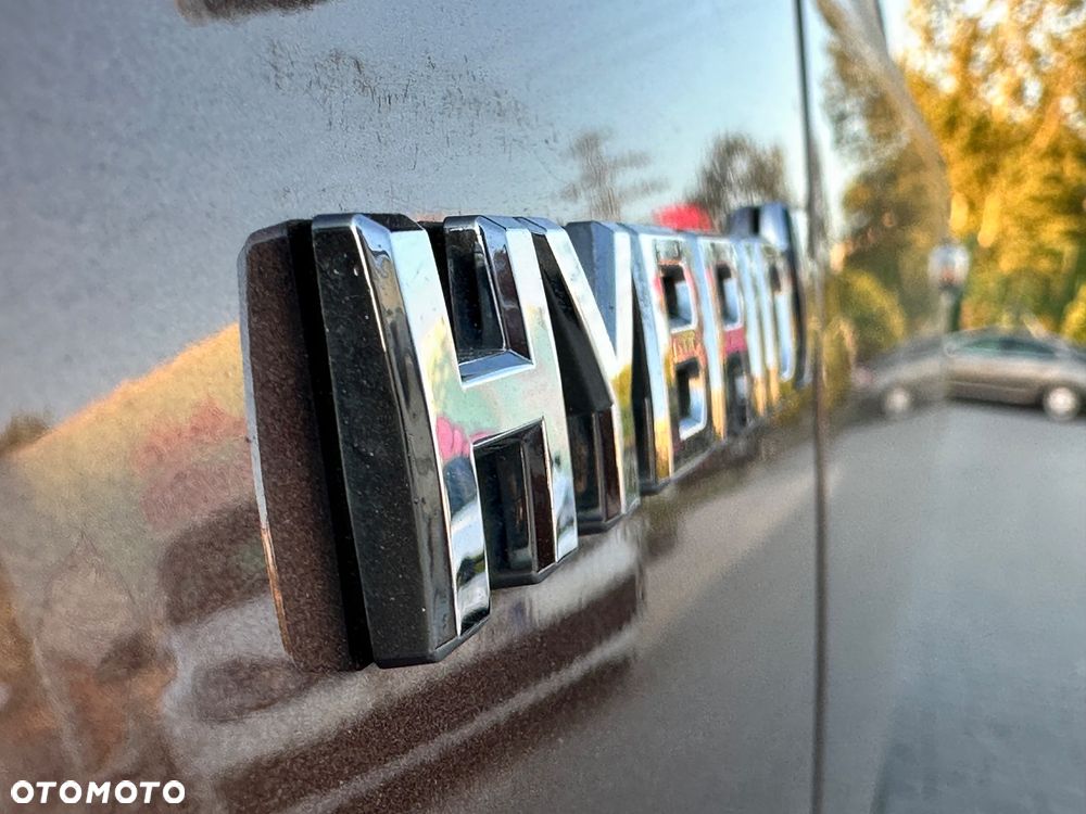 Toyota Prius+ (Hybrid) Executive - 9