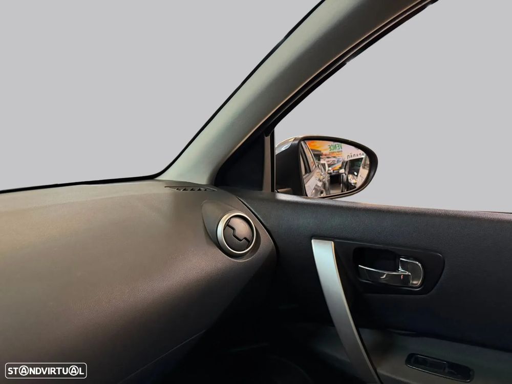 Nissan Qashqai - 18