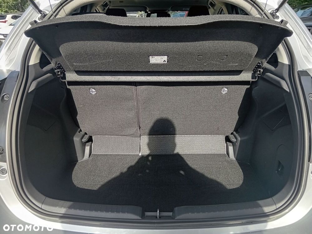 Toyota Yaris Hybrid 1.5 Style - 9