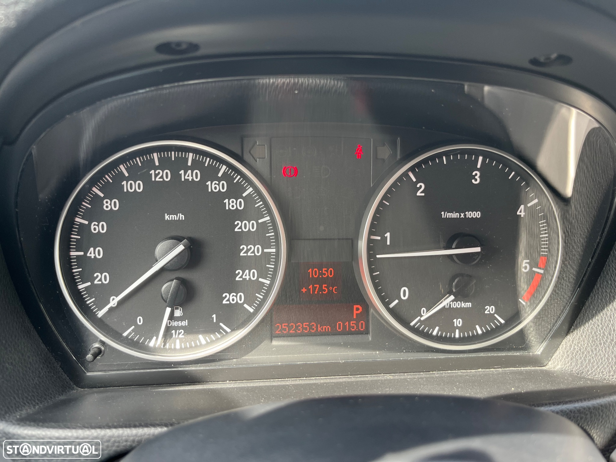 BMW 320 d Touring Auto - 13