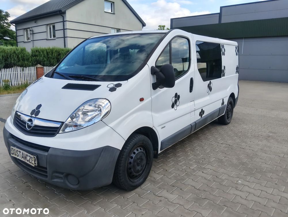 Opel Vivaro - 2