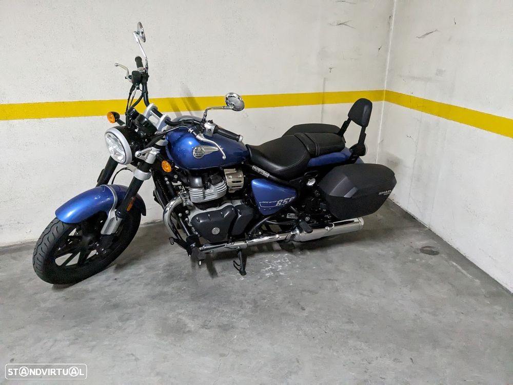 Royal Enfield Super Meteor 650 - 7