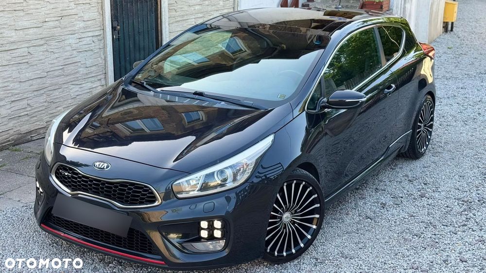 Kia Ceed 1.6 T-GDI GT-Challenge - 12