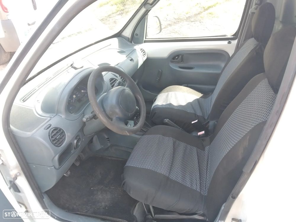 Renault Kangoo 1.9 D RN - 8